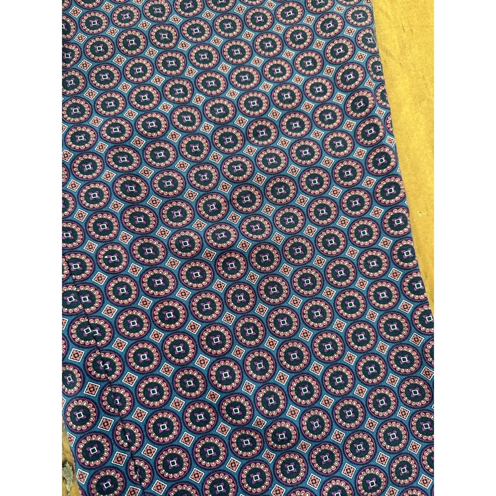 Women's Medallion Print Straight Fit 2 Trousers by Lands' End, Sz: 10 - Picture 4 of 6
